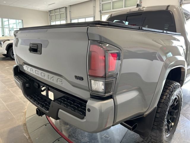 Used 2021 Toyota Tacoma TRD Sport w/ TRD Premium Sport Package image 6