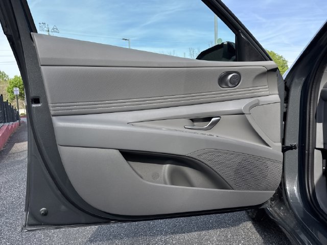 New 2026 Hyundai Elantra SEL Sport Premium FWD image 12