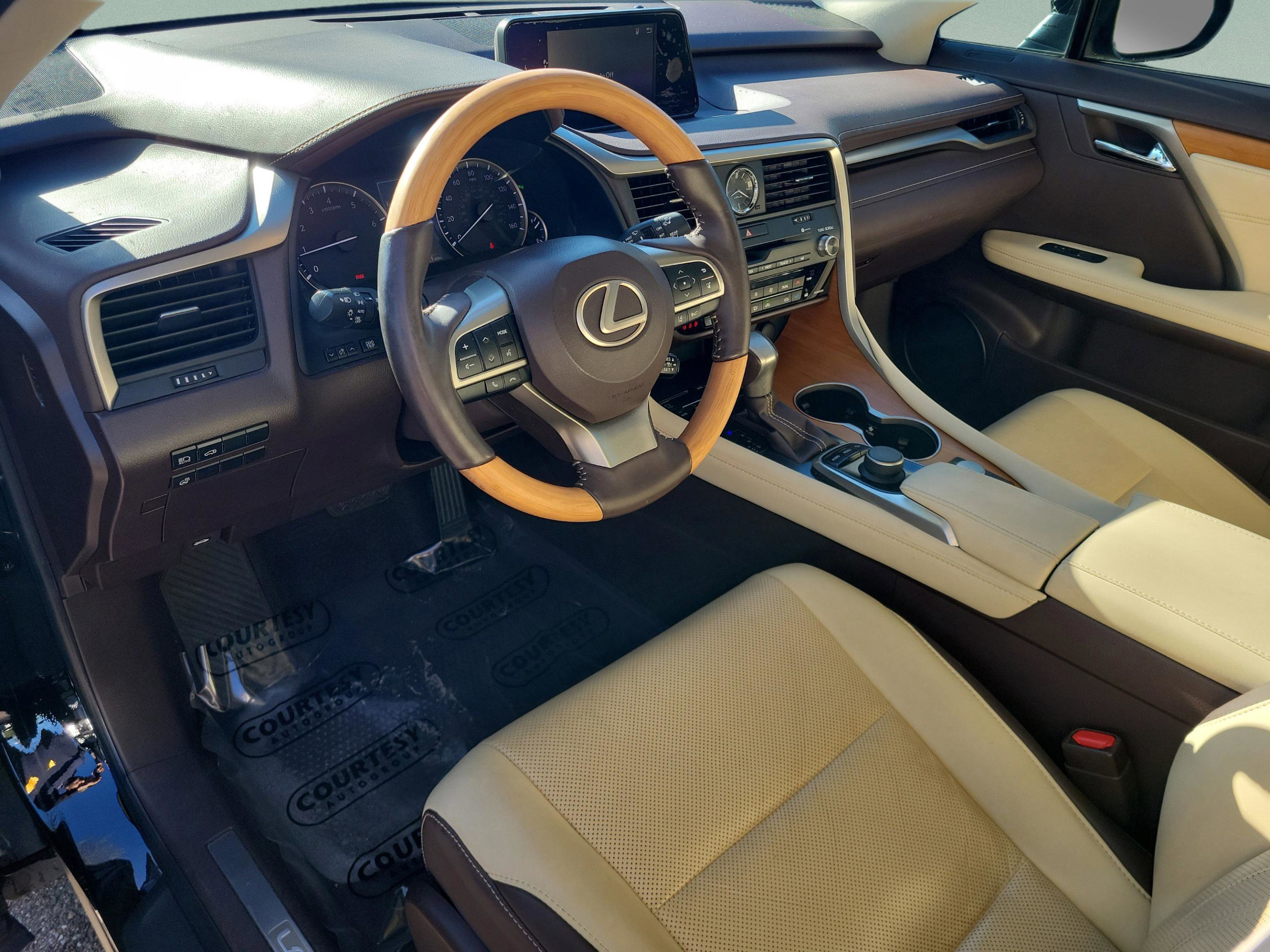 Used 2018 Lexus RX 350 FWD w/ Premium Package image 24