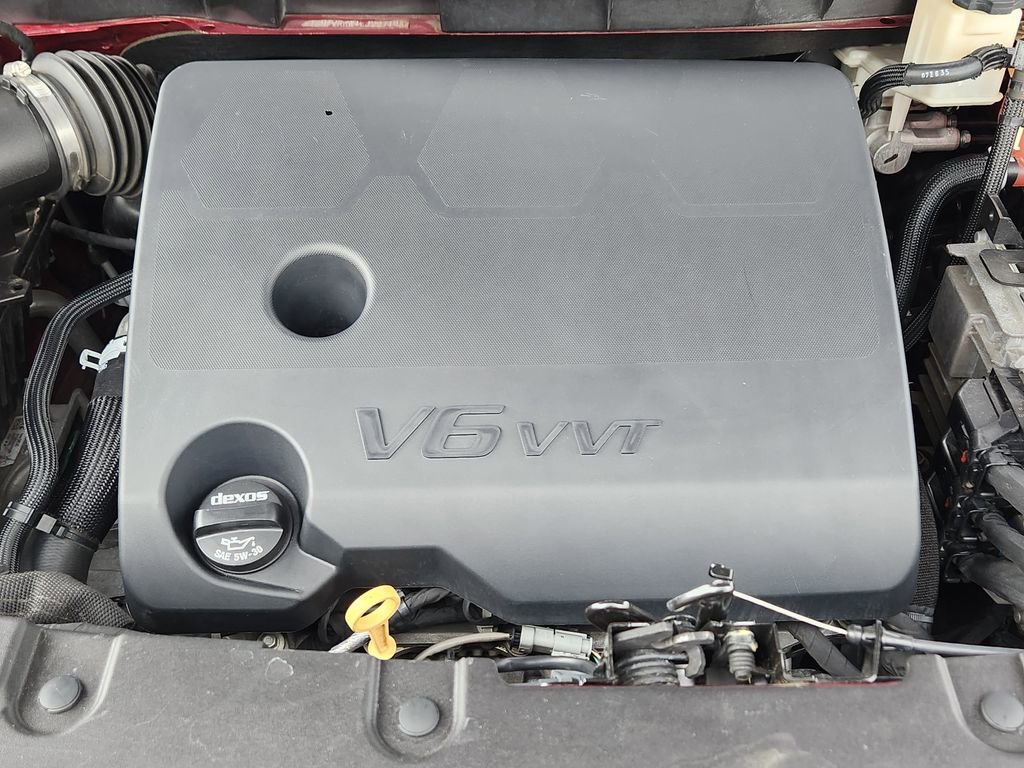 Used 2020 Chevrolet Traverse Premier w/ LPO, Black Accent Package image 23