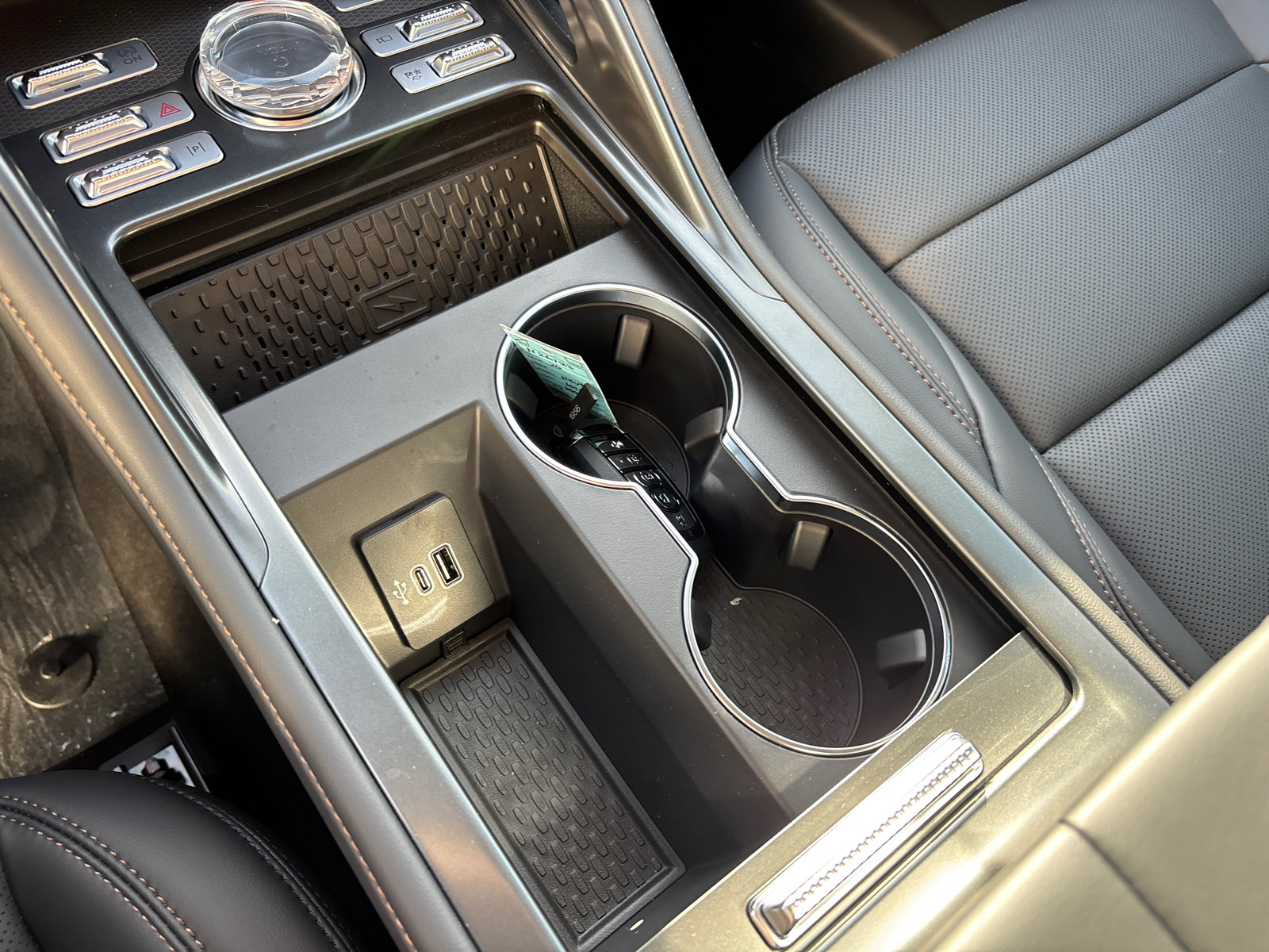 New 2026 Lincoln Nautilus Premier image 25