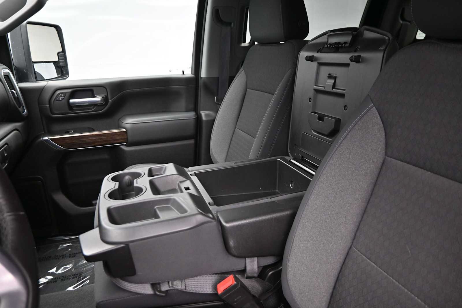 Used 2021 GMC Sierra 2500 SLE w/ SLE Value Package; AWD/4WD image 21
