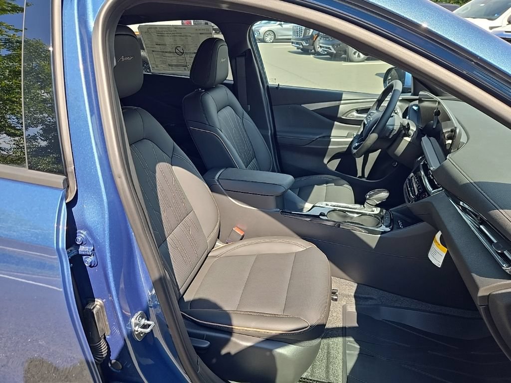 New 2026 Buick Envista Avenir FWD image 16