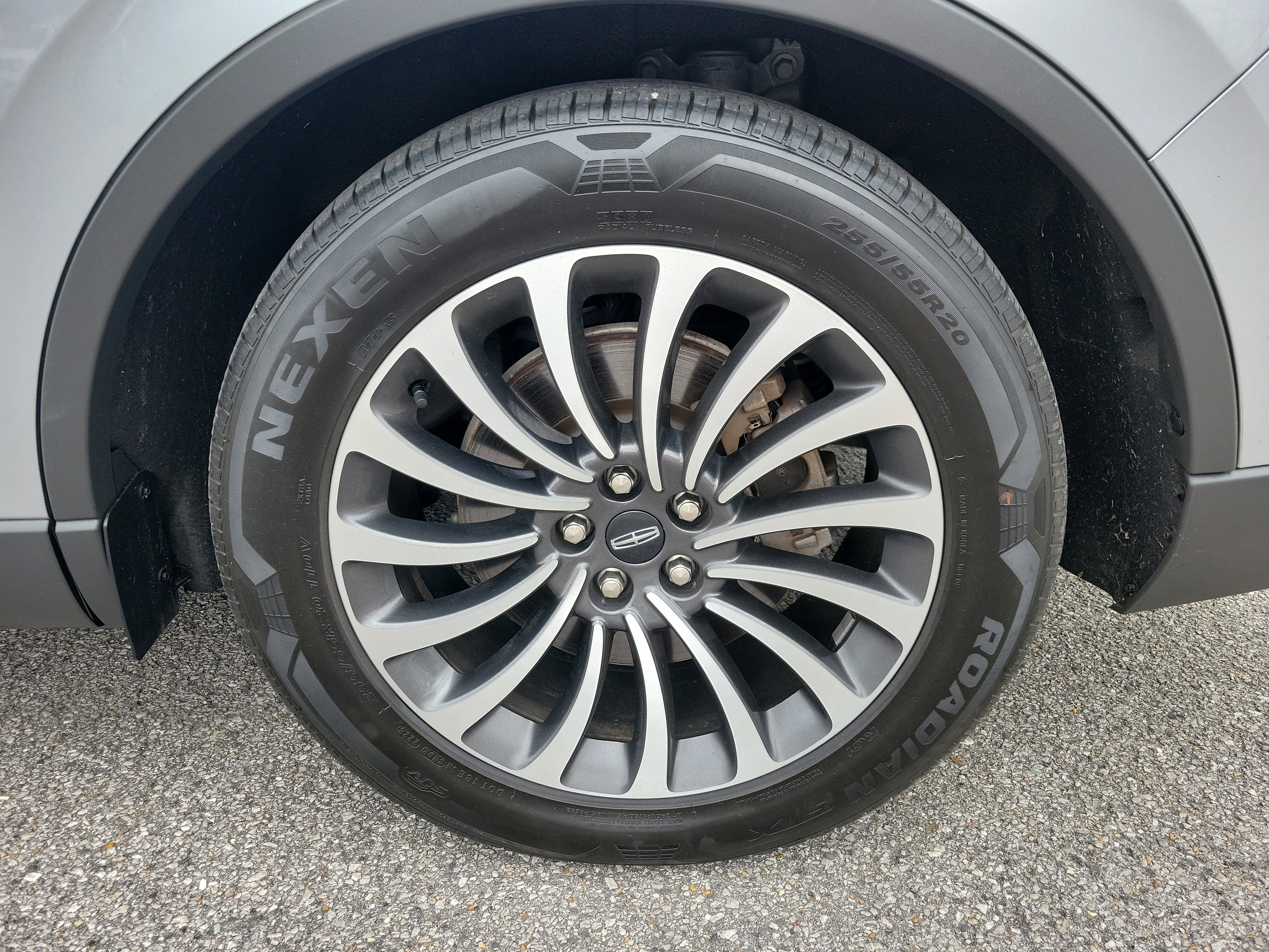 Used 2023 Lincoln Aviator Reserve w/ Equipment Group 201A image 33