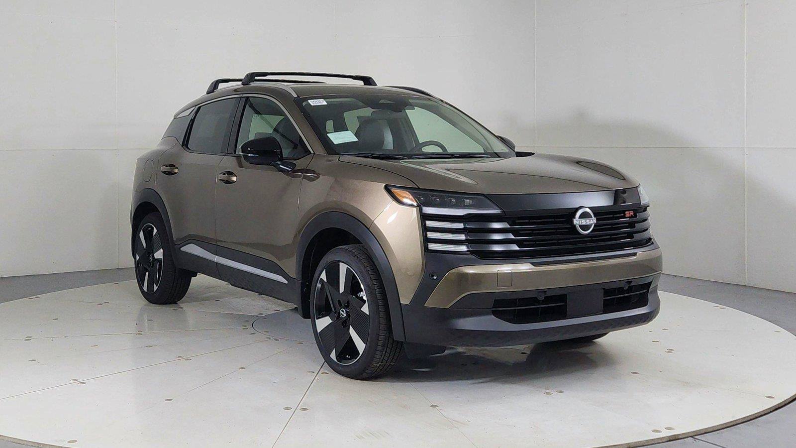 Used 2026 Nissan Kicks SR w/ Illumination Package AWD/4WD image 1