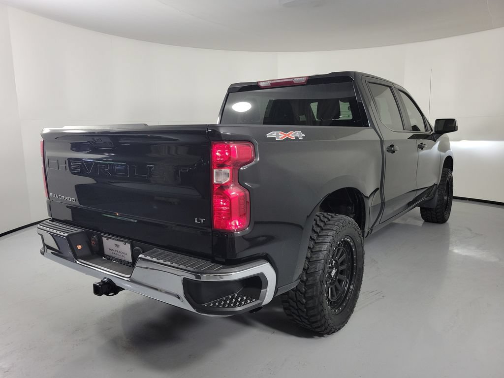 Used 2022 Chevrolet Silverado 1500 LT AWD/4WD image 5