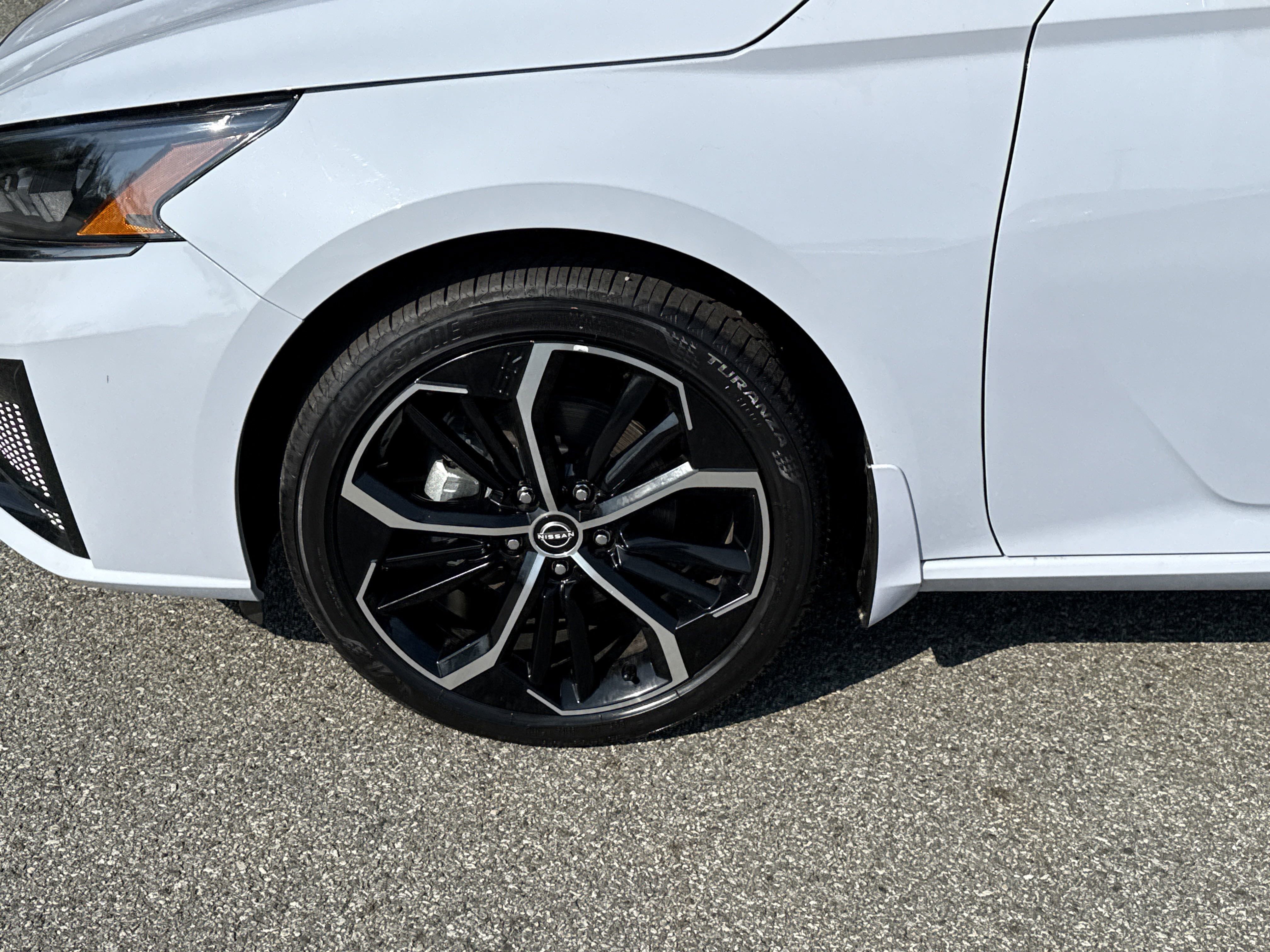 New 2025 Nissan Altima 2.5 SR image 5