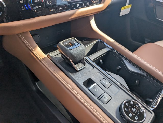 New 2026 Nissan Pathfinder Platinum AWD/4WD image 21