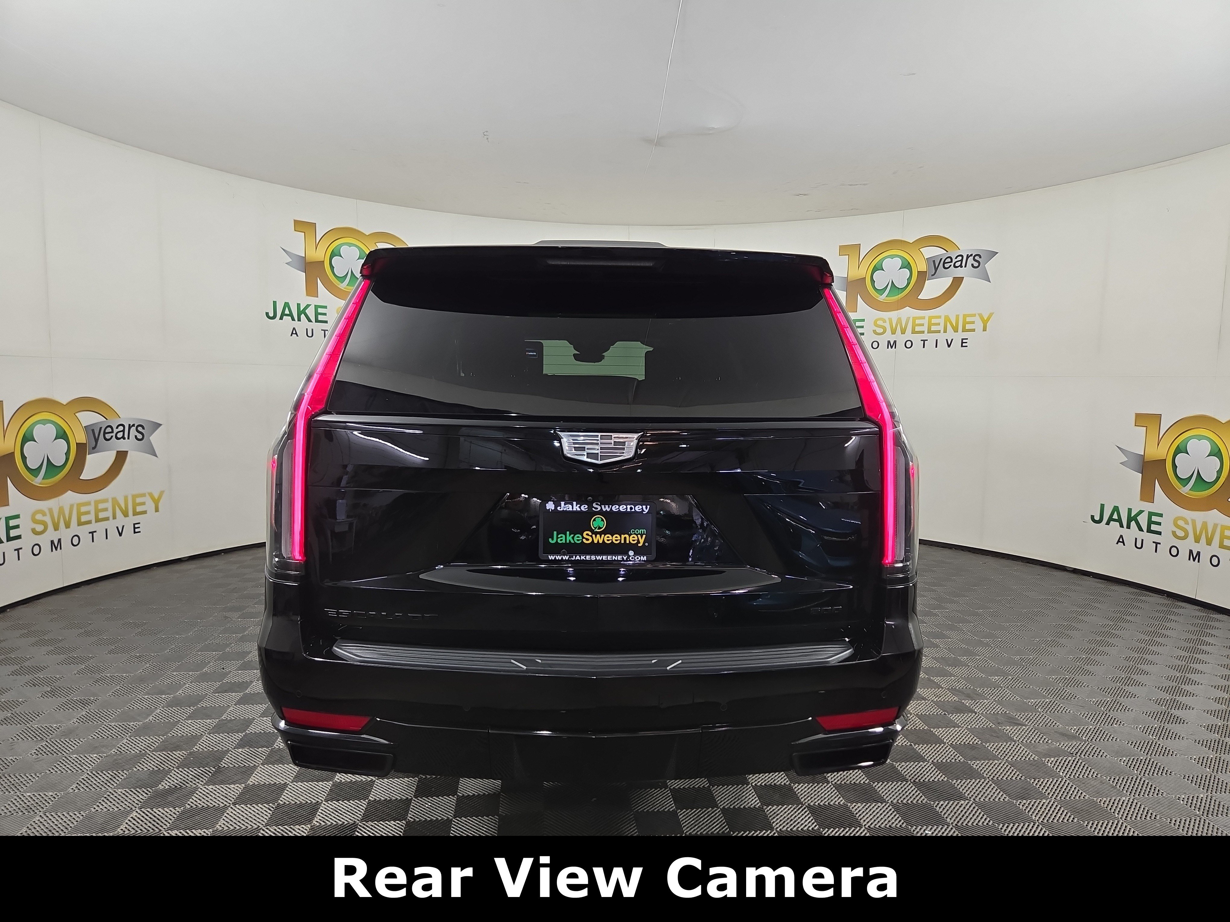Certified 2024 Cadillac Escalade ESV Sport w/ LPO, ONYX Package AWD/4WD image 7