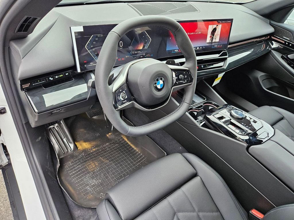 New 2026 BMW 530i xDrive w/ Convenience Package image 9