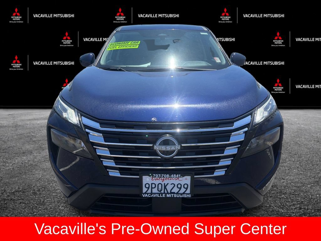 Used 2025 Nissan Rogue SV FWD image 8