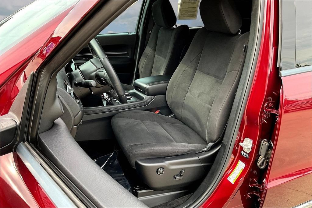 Used 2021 Dodge Durango SXT RWD image 23