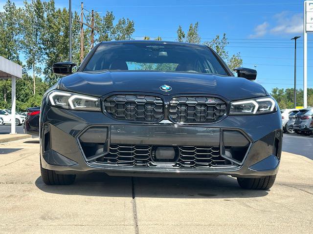 Used 2024 BMW M340i xDrive AWD/4WD image 2