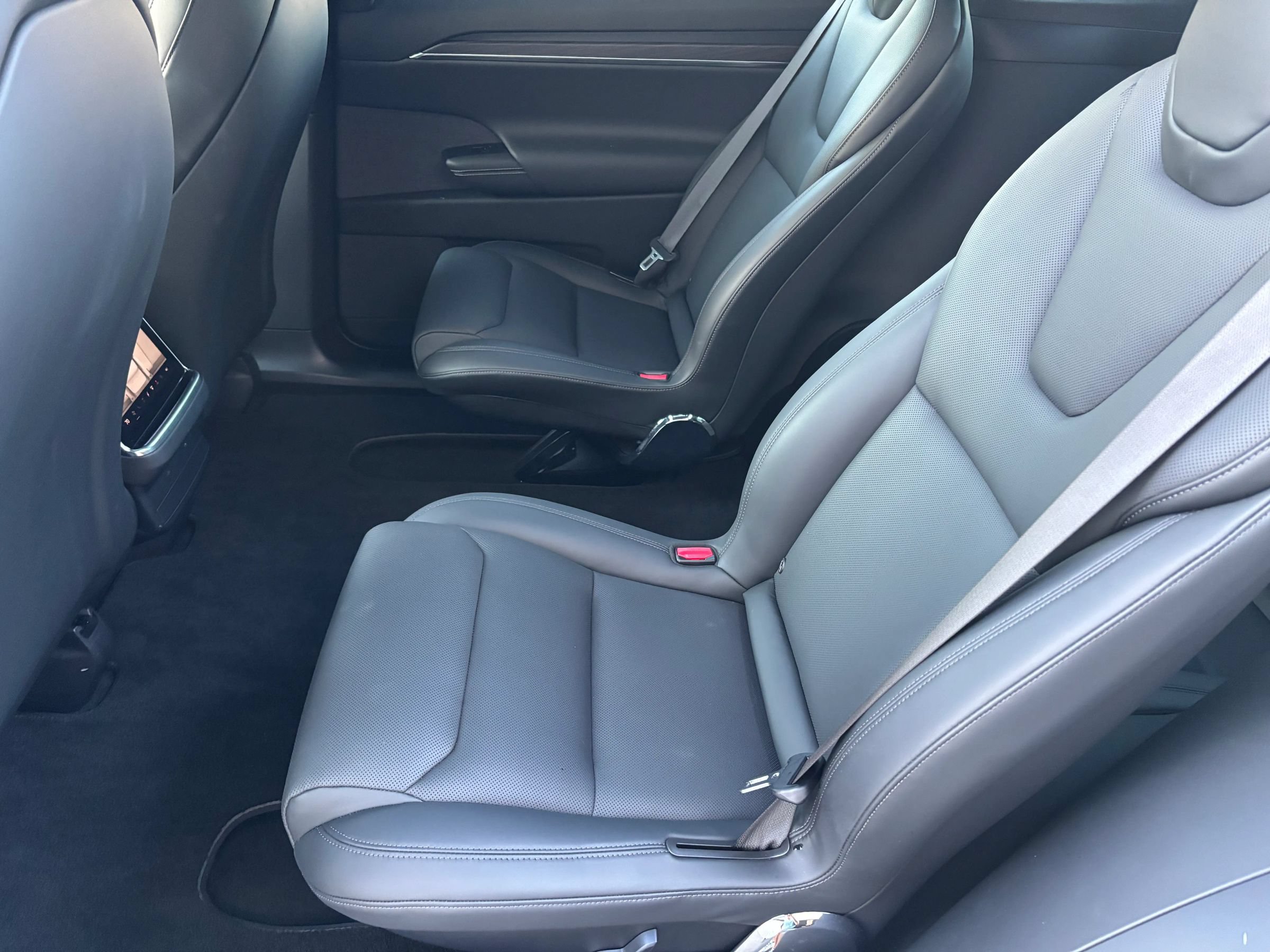 Used 2022 Tesla Model X AWD/4WD image 14