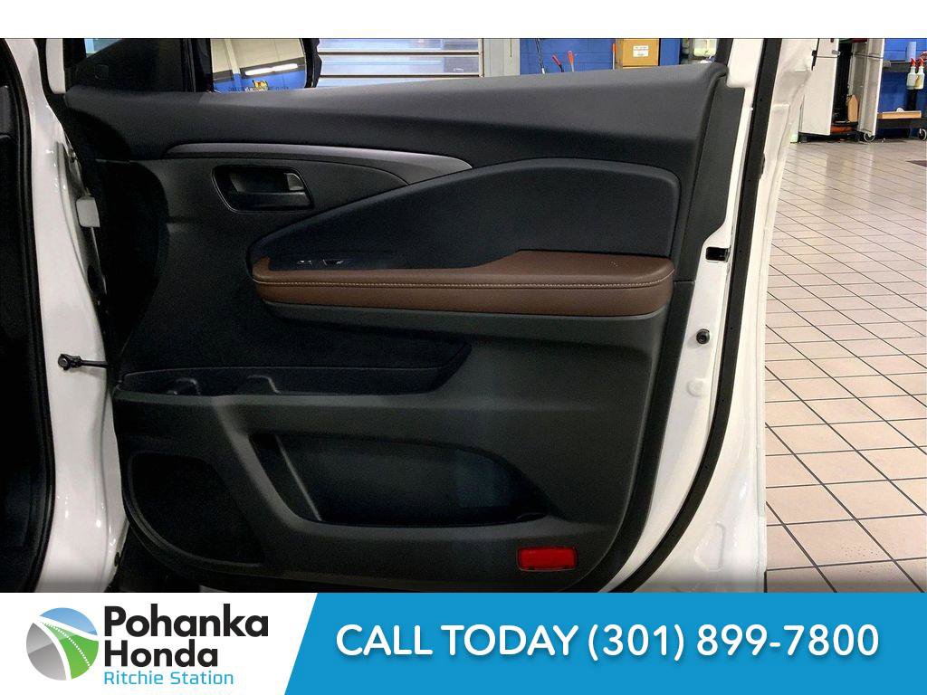 Used 2024 Honda Passport EX-L image 26
