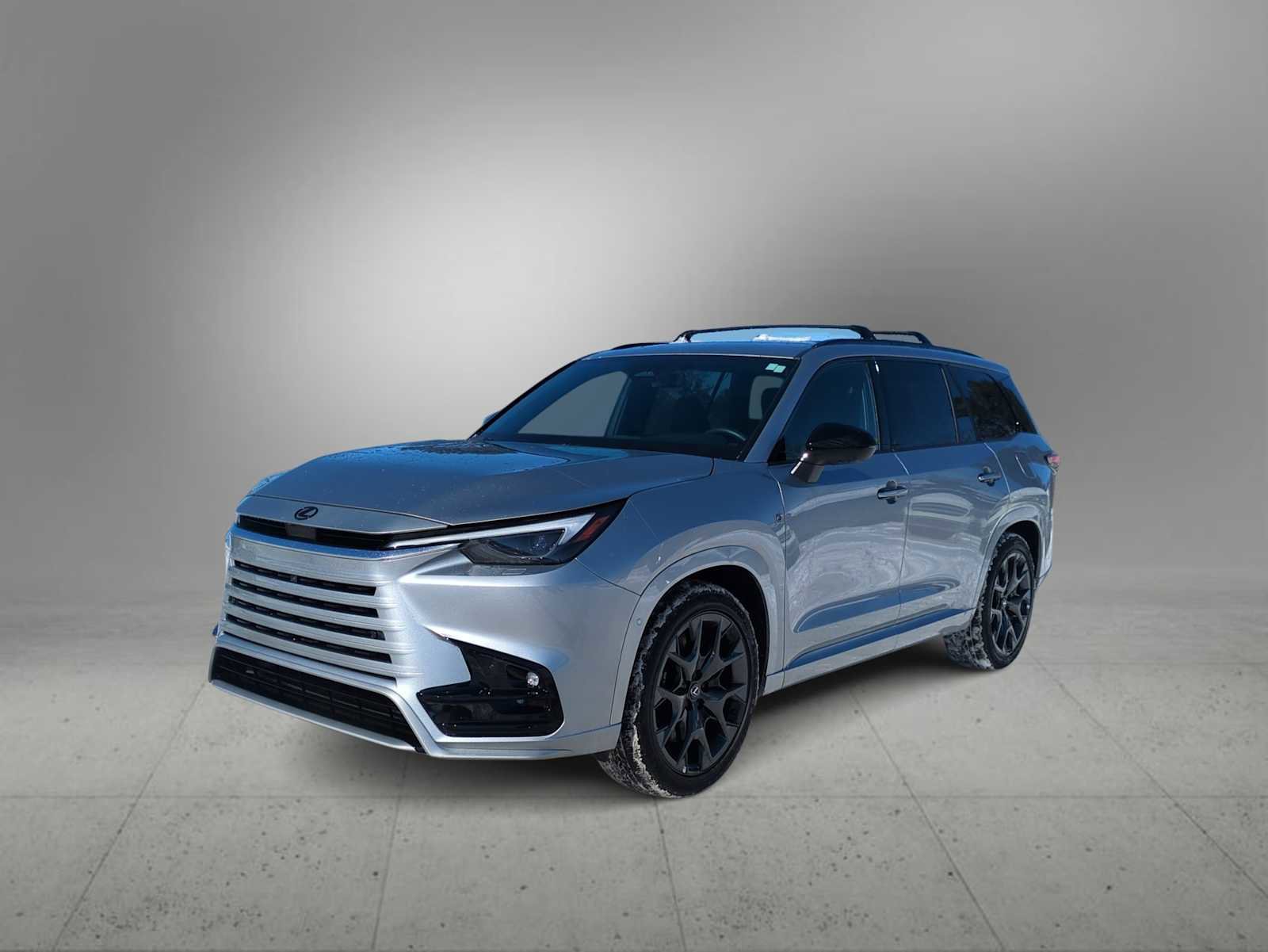 Used 2025 Lexus TX 500h AWD w/ Technology Package image 4