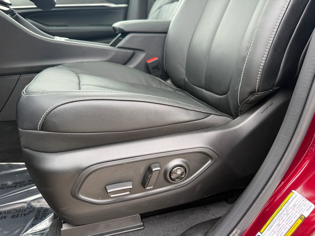 New 2026 Jeep Grand Cherokee L Limited AWD/4WD image 24