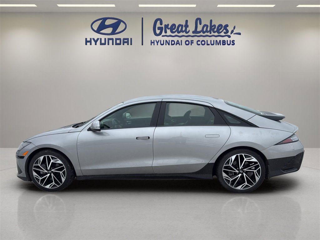 Used 2023 Hyundai Ioniq 6 SEL image 2
