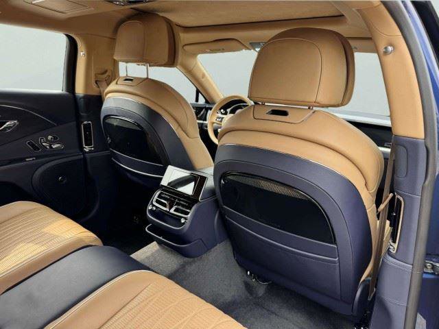 Used 2023 Bentley Flying Spur W12 AWD/4WD image 55