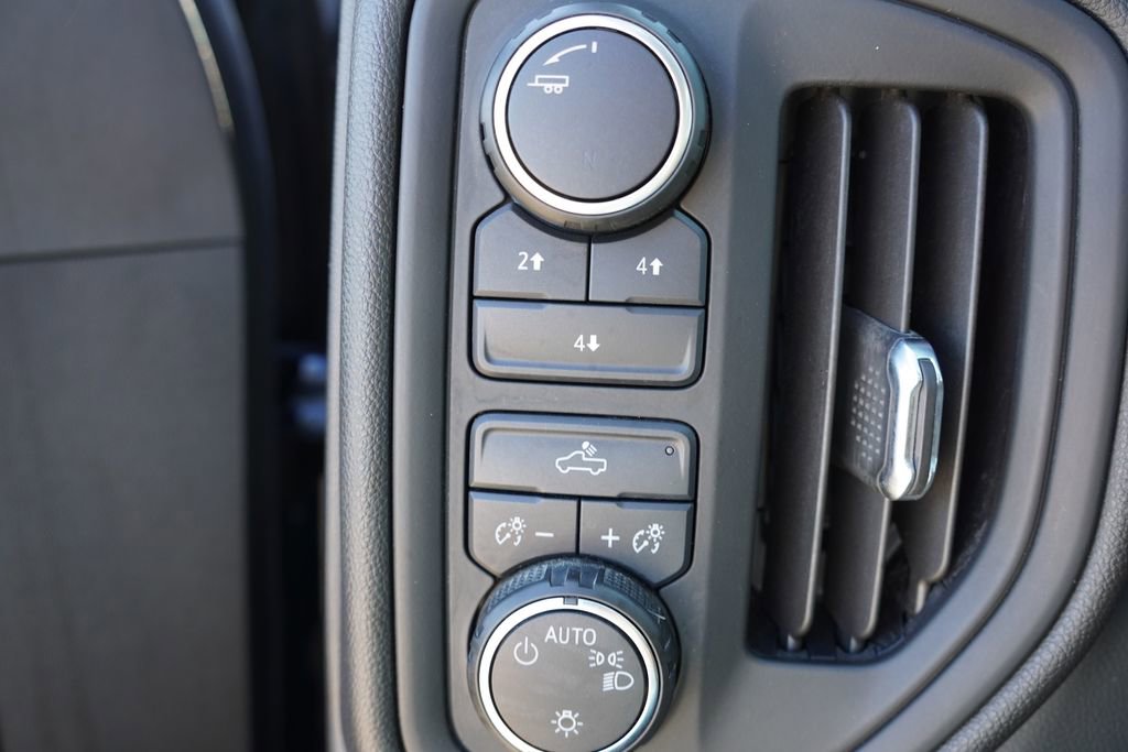 Used 2020 Chevrolet Silverado 3500 W/T w/ Gooseneck/5TH Wheel Package image 22