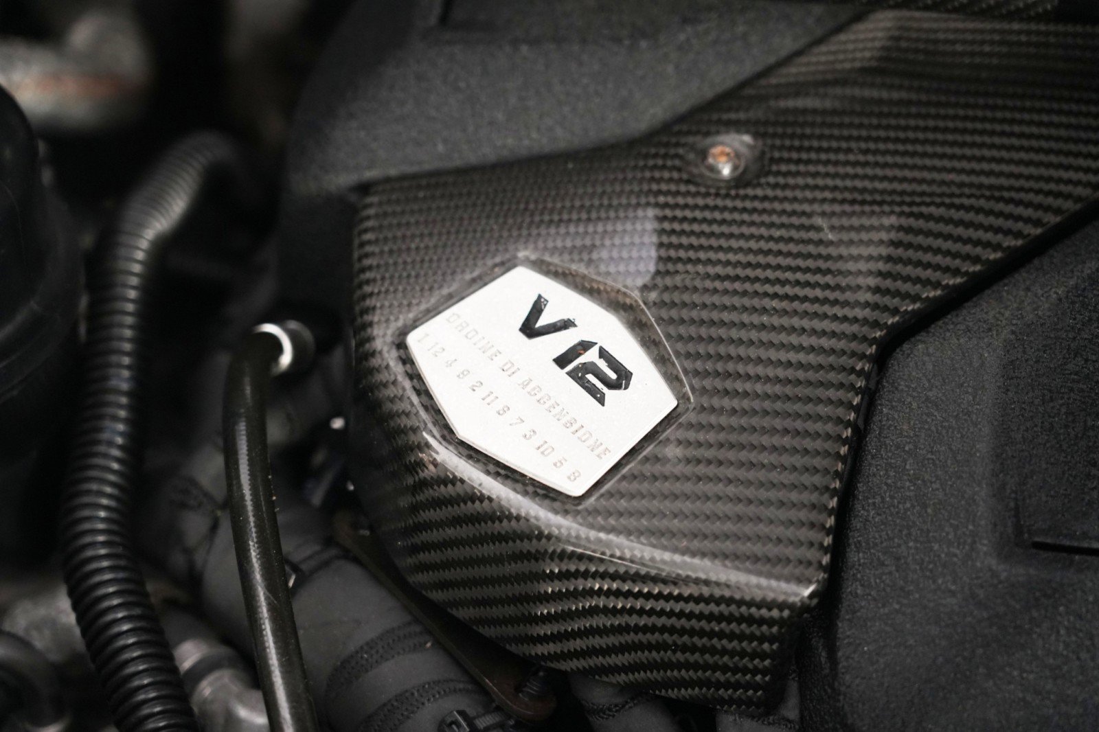 Used 2017 Lamborghini Aventador S image 15