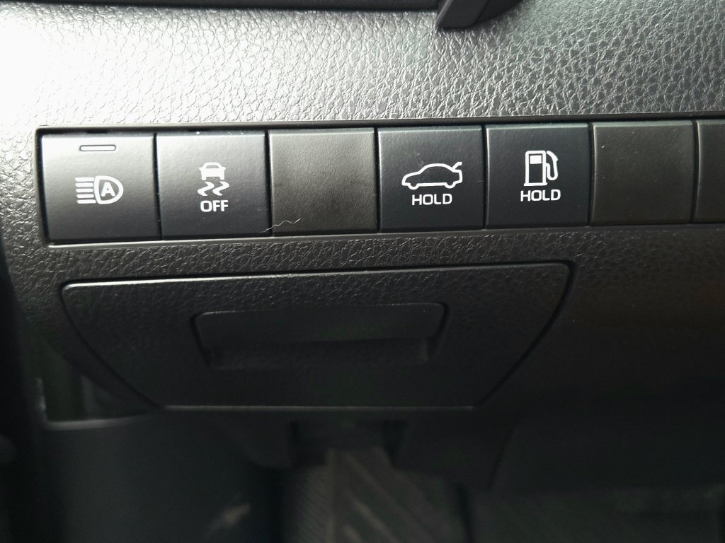 Used 2022 Toyota Camry XSE w/ Navigation Package FWD image 28