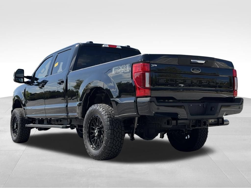 Used 2022 Ford F350 Lariat w/ Black Appearance Package AWD/4WD image 6