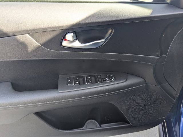 Used 2024 Kia Forte GT-Line w/ GT-Line Premium Package image 15