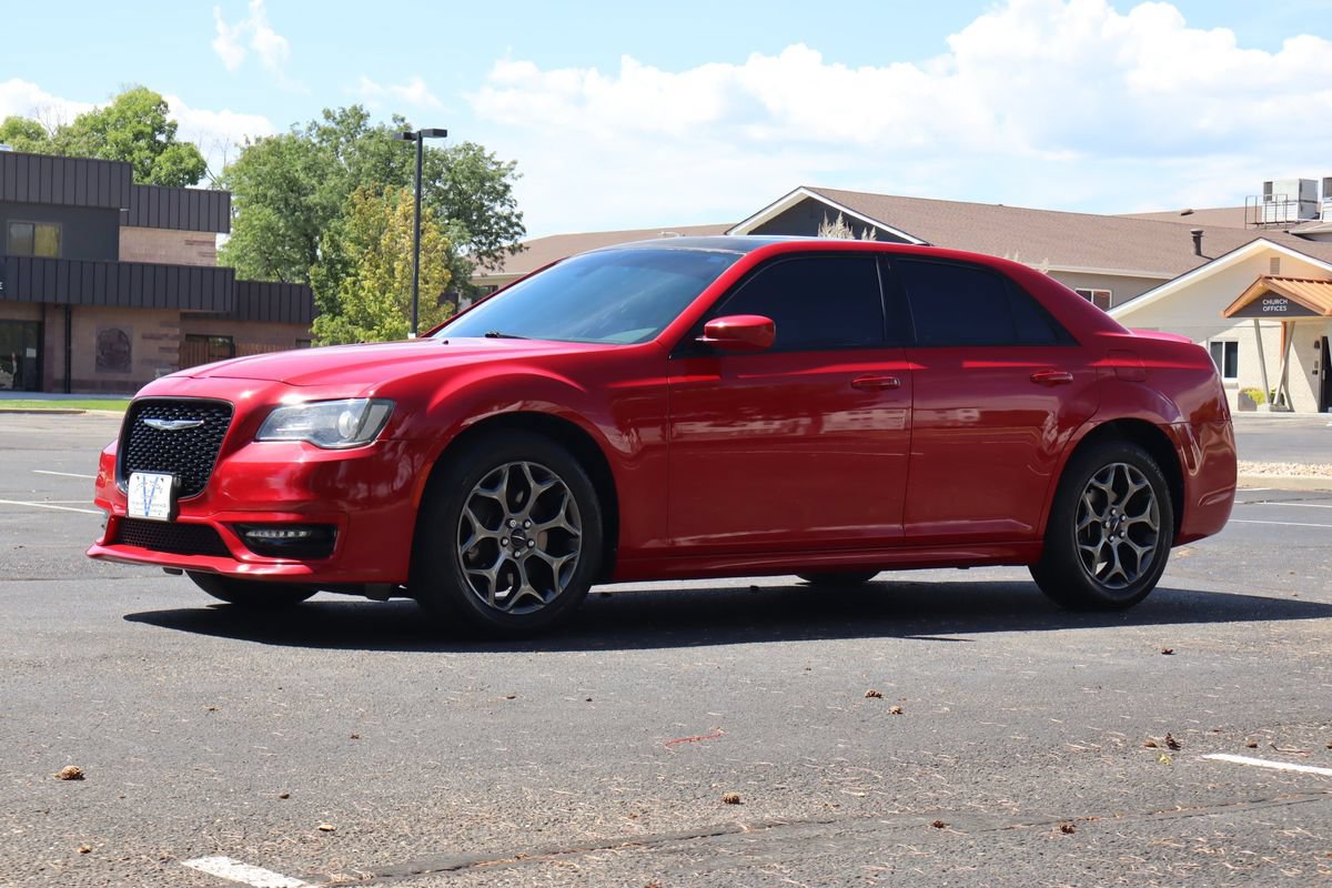 Used 2018 Chrysler 300 S w/ S Model Appearance Package AWD/4WD image 11