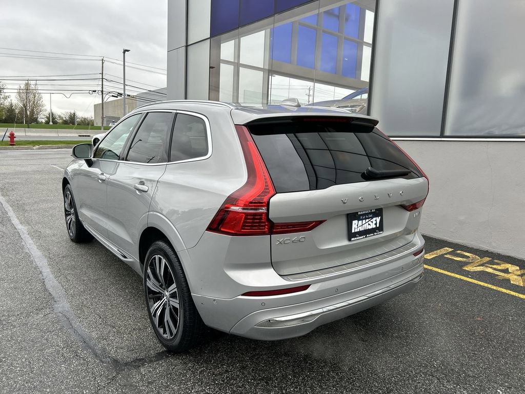 Certified 2023 Volvo XC60 B5 Plus AWD/4WD image 6
