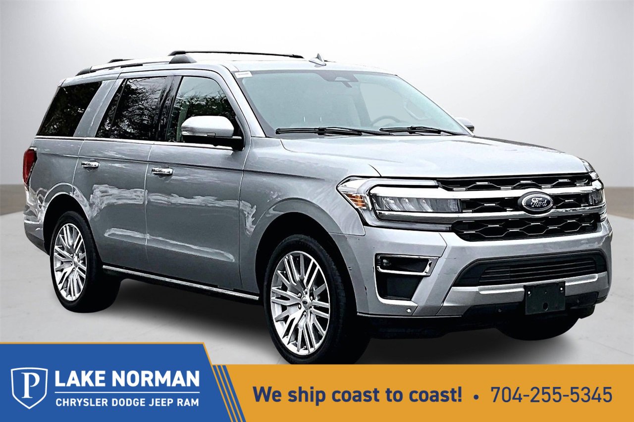 Used 2024 Ford Expedition Limited image 1