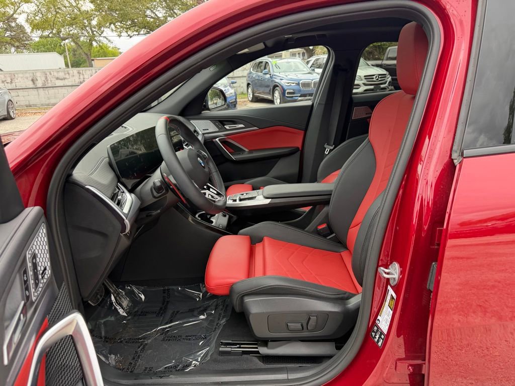 Used 2025 BMW X2 M35i image 16