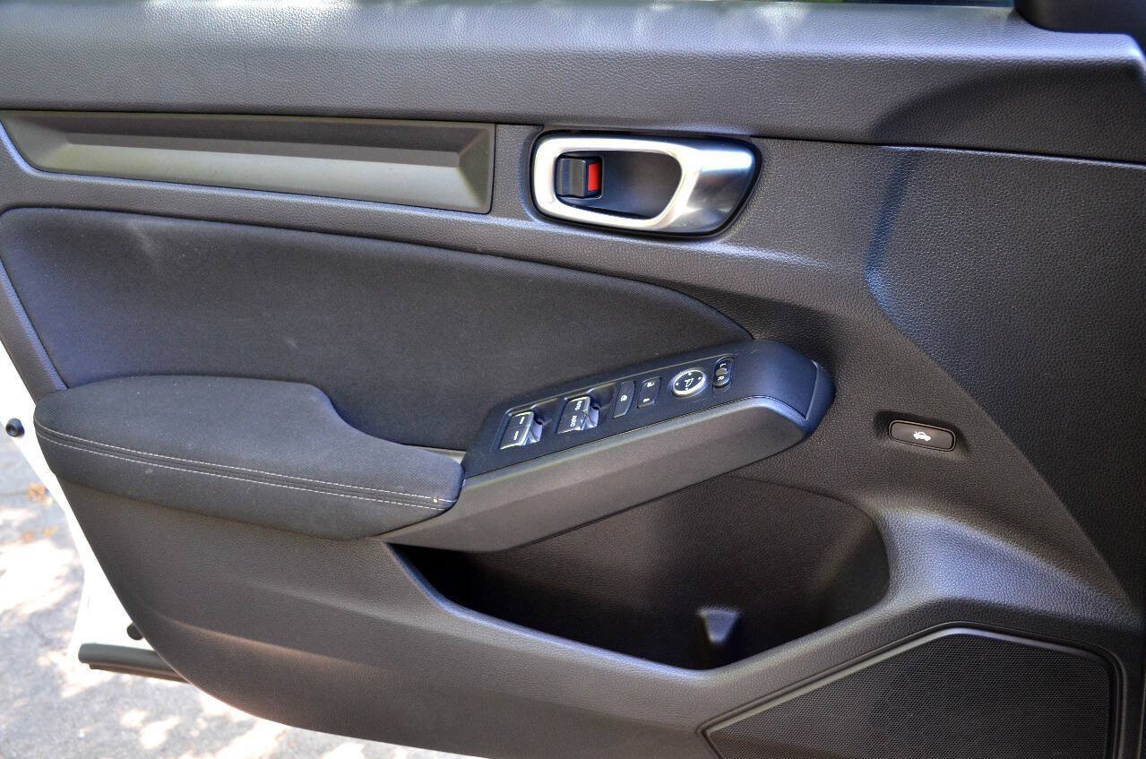 Used 2022 Honda Civic Sport image 14