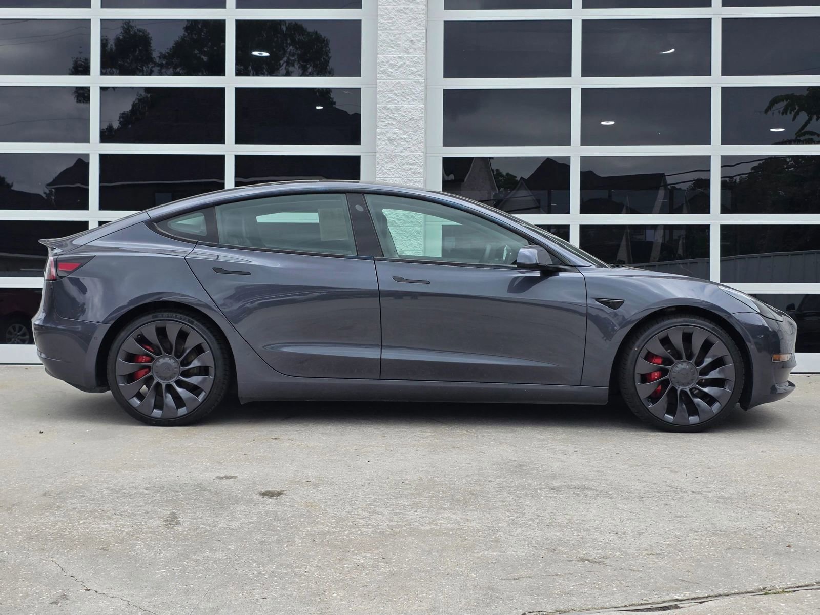 Used 2021 Tesla Model 3 Performance AWD/4WD image 3