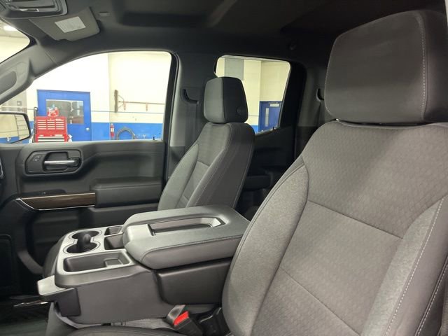 Used 2022 Chevrolet Silverado 1500 LT w/ Z71 Off-Road Package image 13