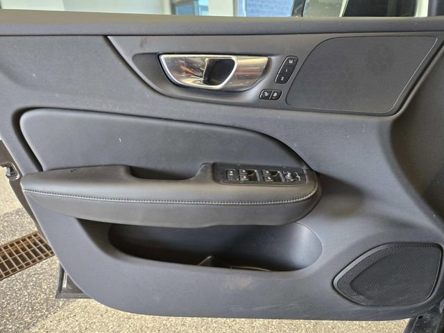 Used 2025 Volvo S60 B5 Plus image 26