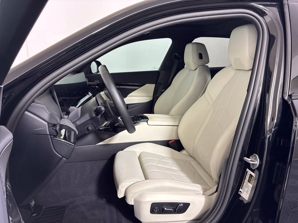 Certified 2026 BMW 530i w/ M Sport Package RWD image 20