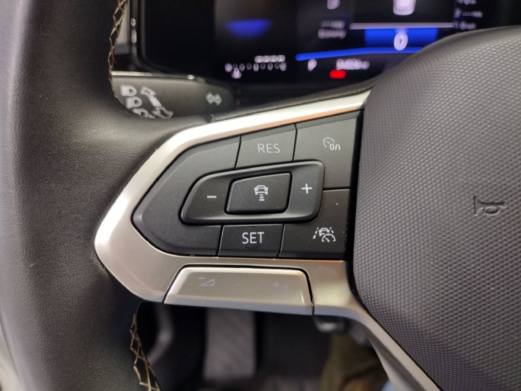 Certified 2025 Volkswagen Taos S AWD/4WD image 24
