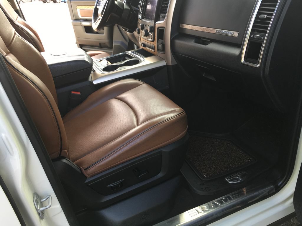 Used 2018 RAM 2500 Longhorn w/ Convenience Group AWD/4WD image 35