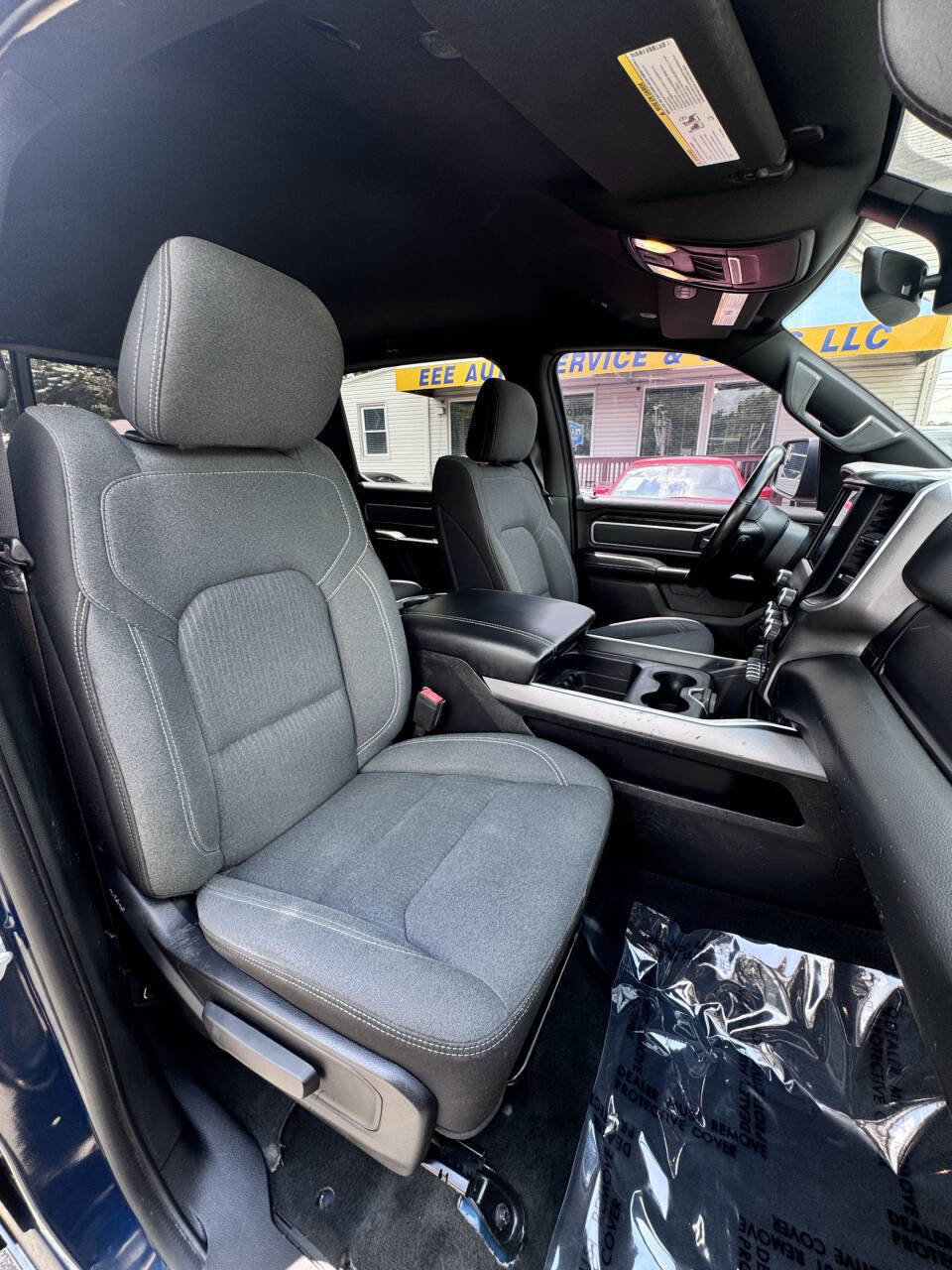 Used 2021 RAM 1500 Lone Star image 17