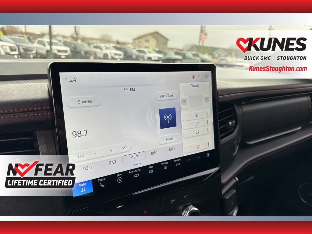 Used 2022 Ford Expedition Limited image 34