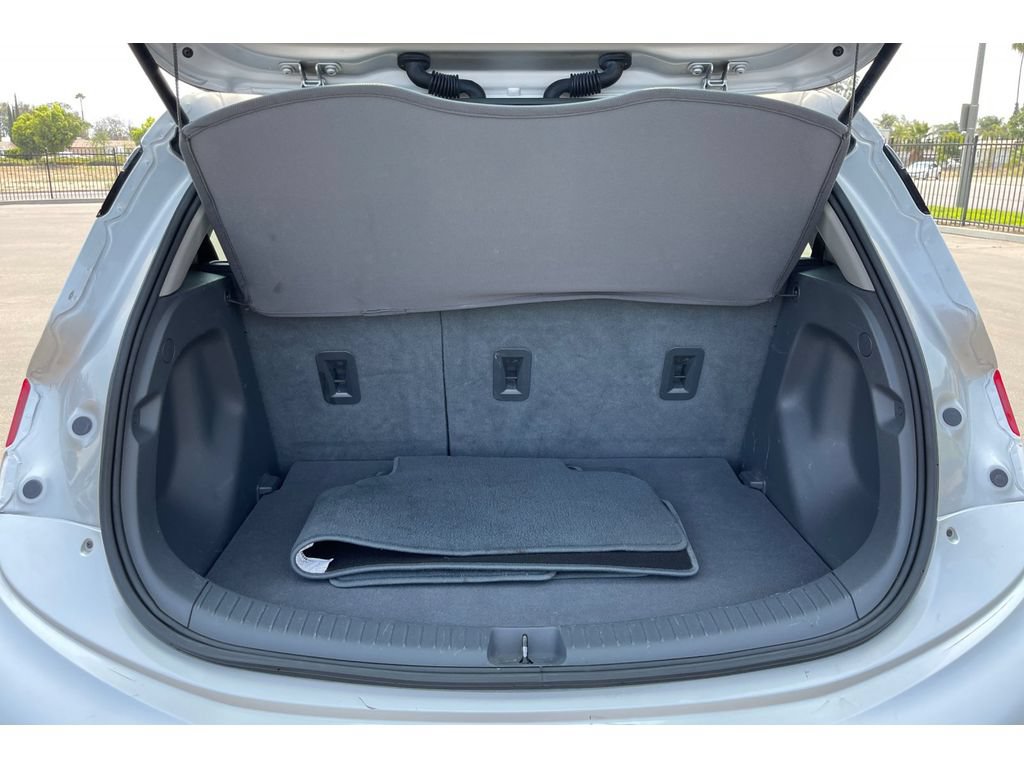 Used 2017 Chevrolet Bolt Premier w/ Driver Confidence II Package FWD image 17