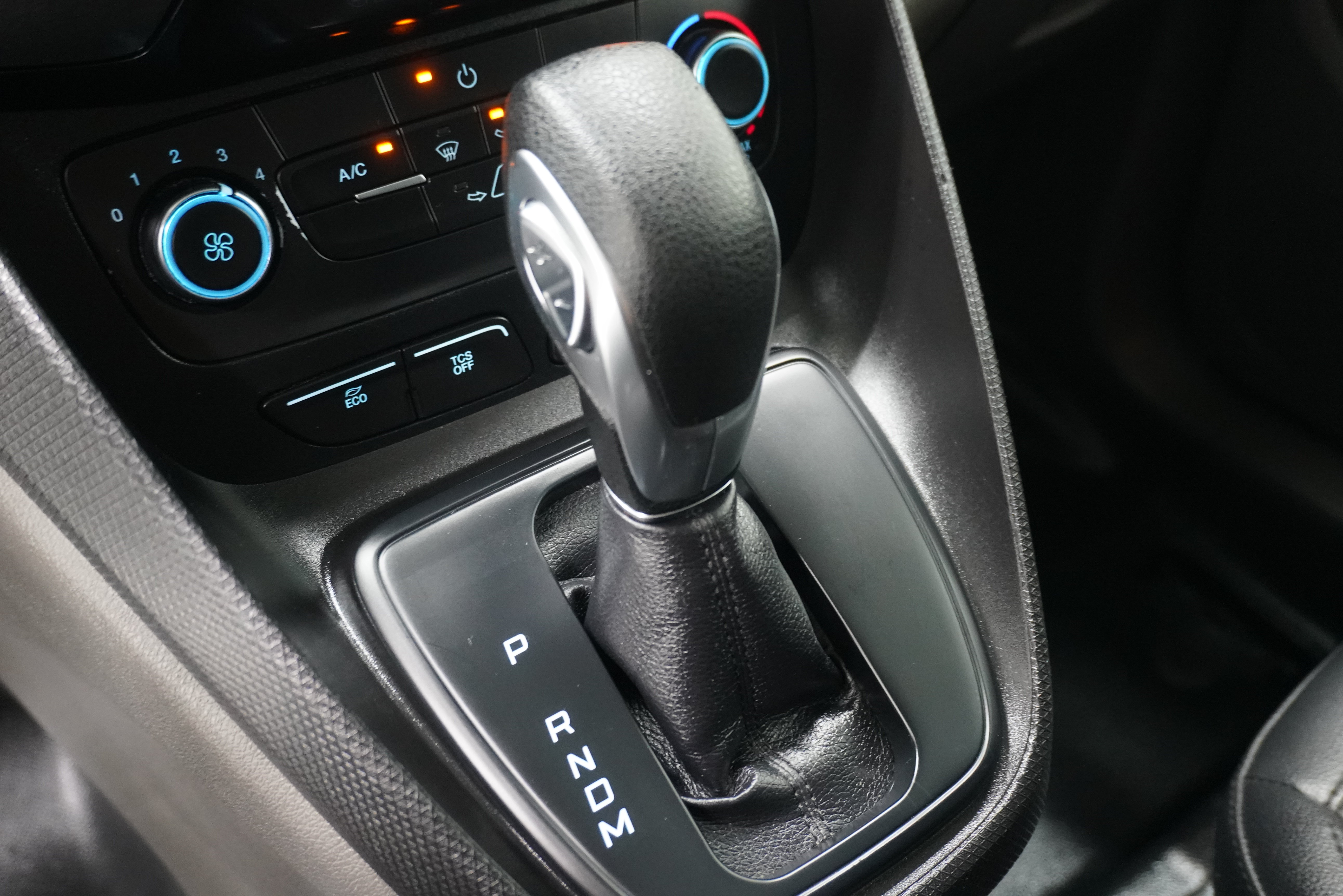 Used 2019 Ford Transit Connect XL FWD image 19
