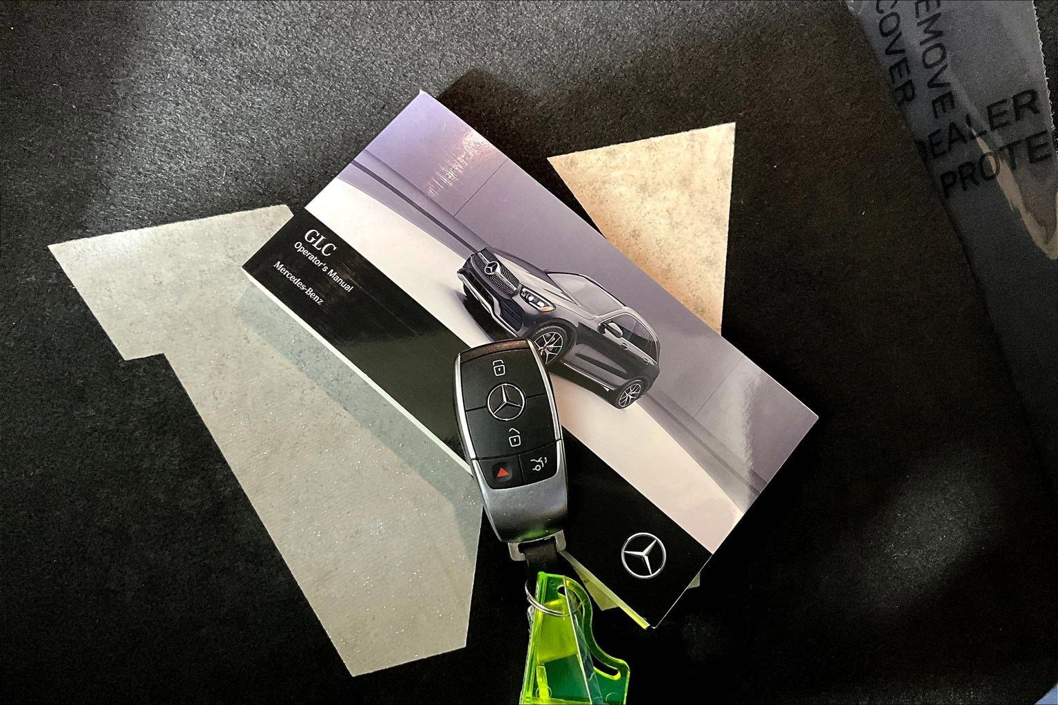 Used 2021 Mercedes-Benz GLC 300 4MATIC image 35