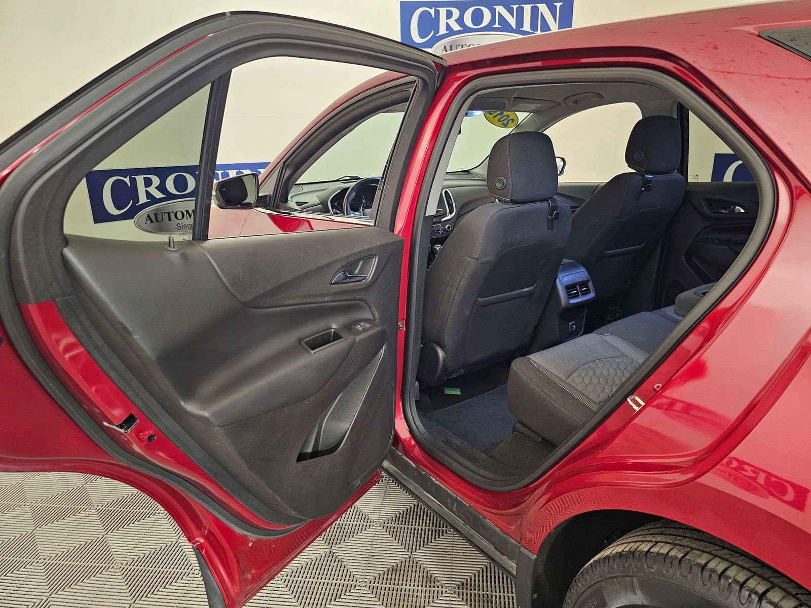 Used 2019 Chevrolet Equinox LT AWD/4WD image 33