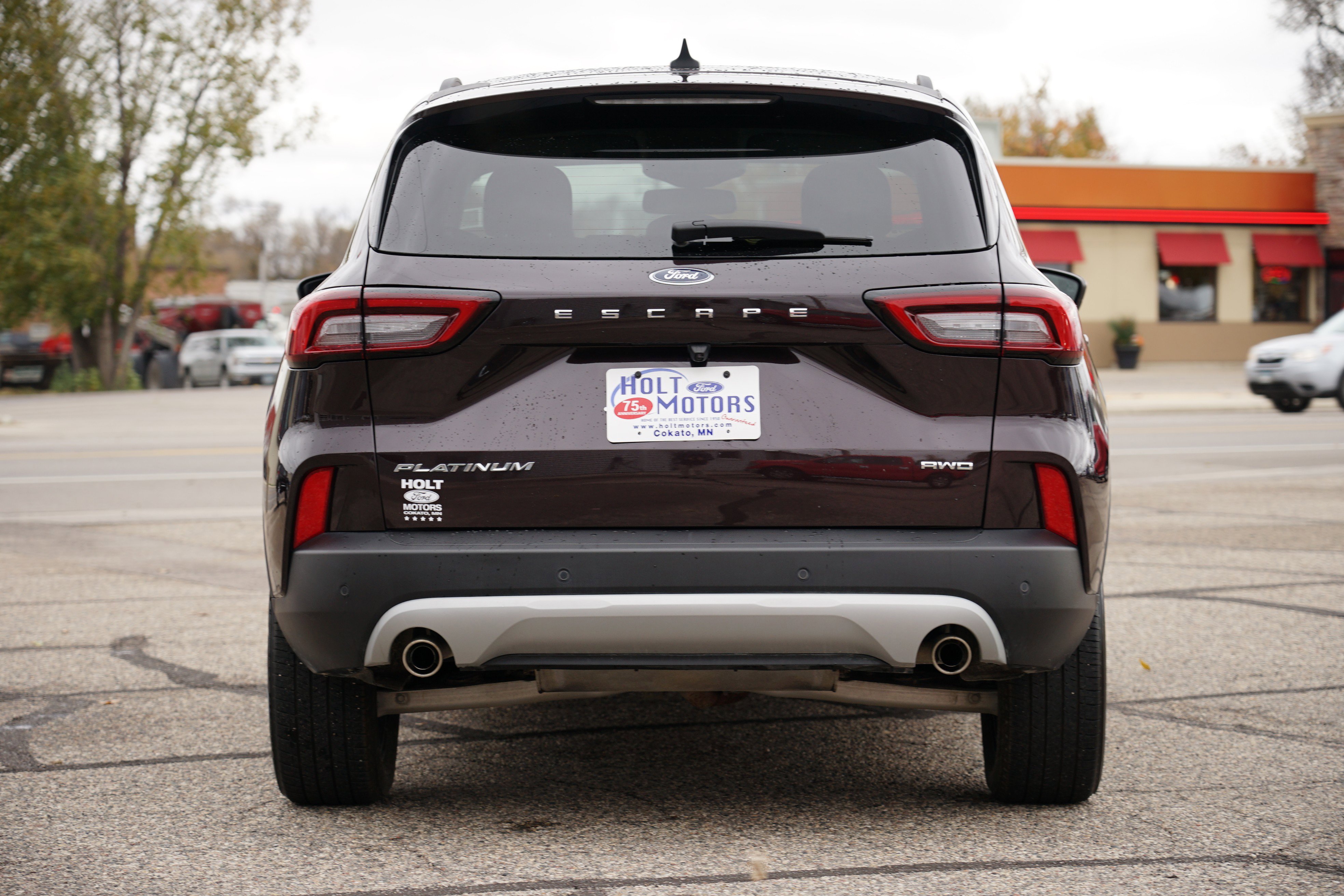 Used 2023 Ford Escape Platinum image 4