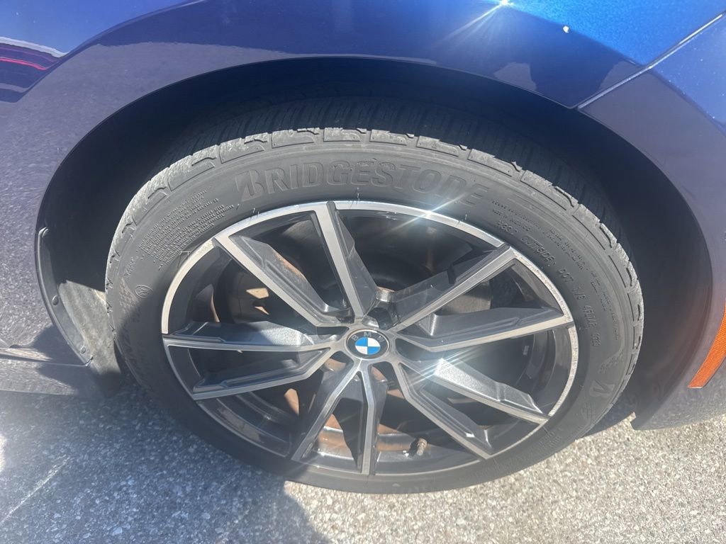 Used 2020 BMW 330i Sedan w/ Premium Package image 8