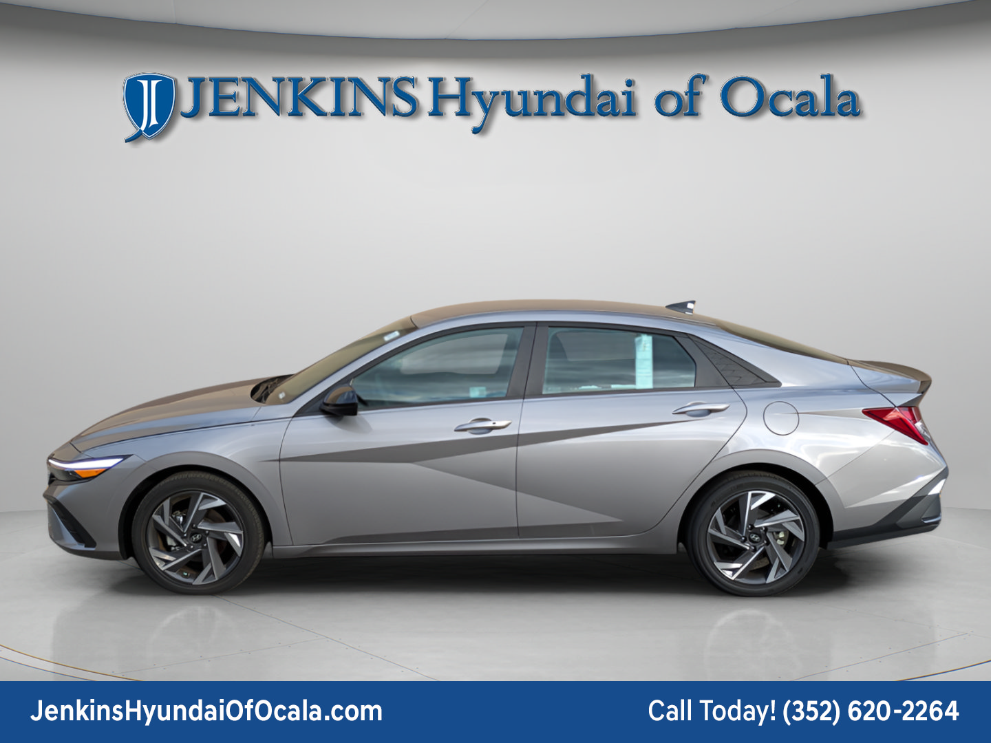 Certified 2025 Hyundai Elantra SEL FWD image 6