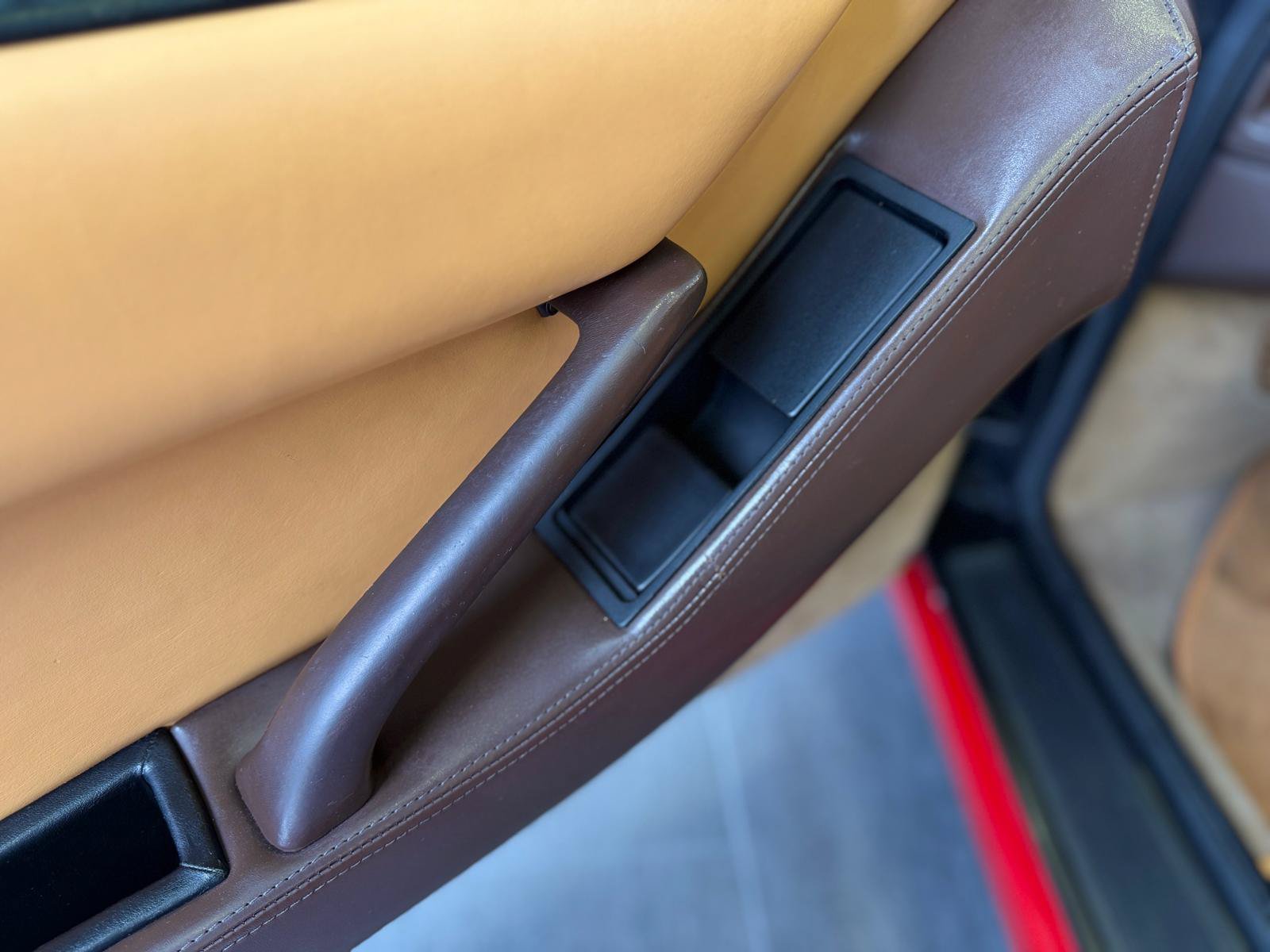 Used 1990 Ferrari Testarossa RWD image 59