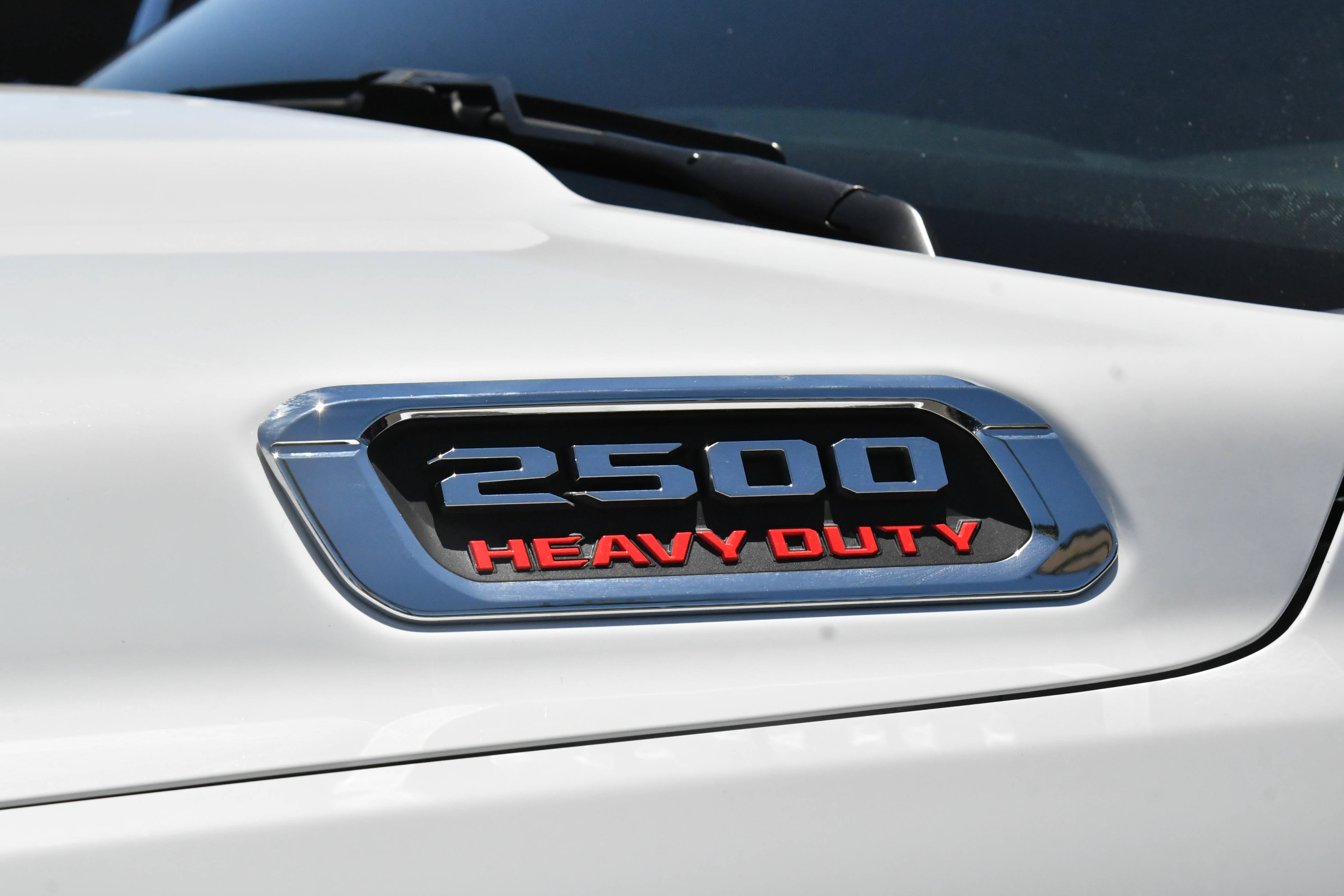 Used 2026 RAM 2500 Laramie AWD/4WD image 13